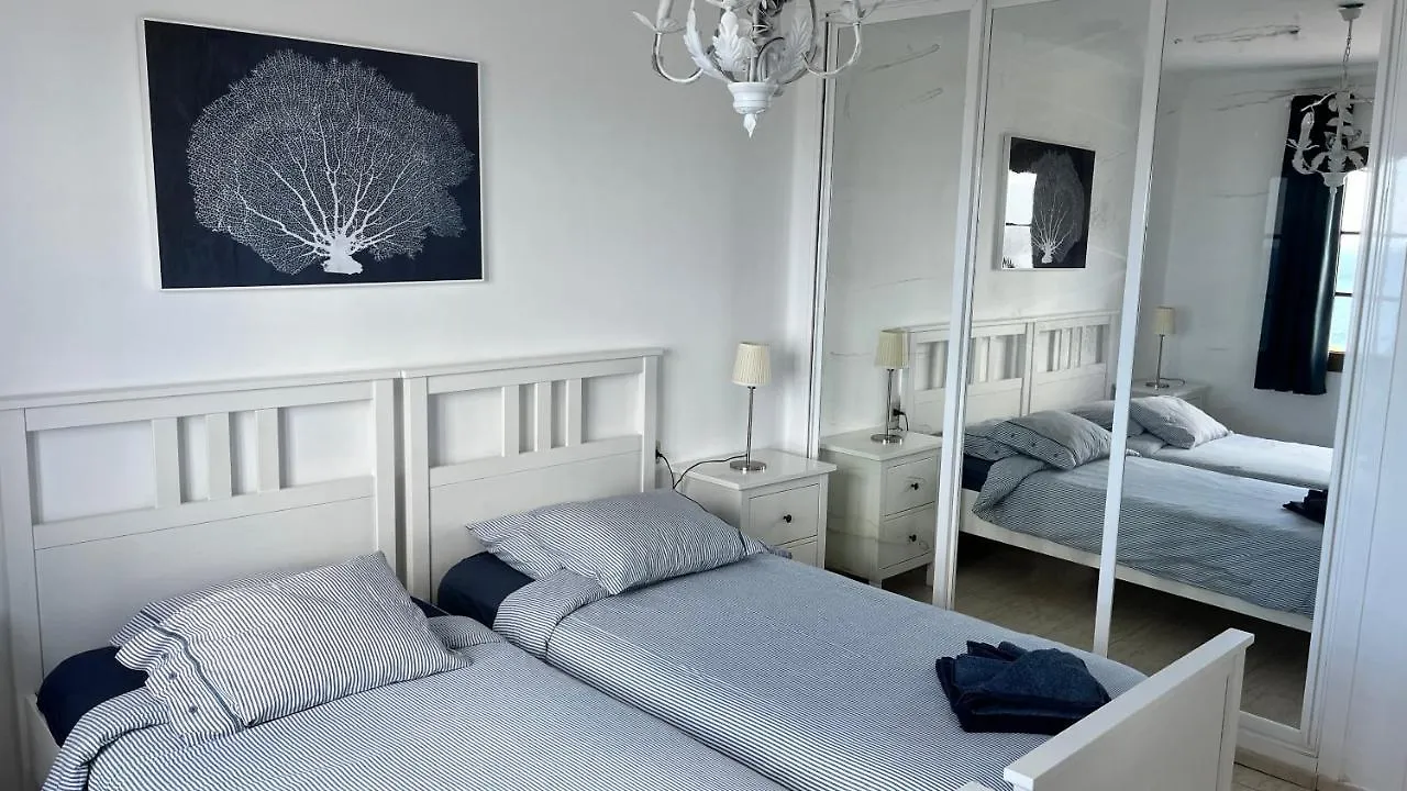 La Cumbre8A- 2 Bed-2 Bath - 1St Fl.- Air-Con-Wi-Fi Lägenhet Puerto del Carmen  Spanien