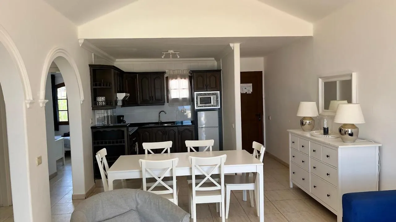 La Cumbre8A- 2 Bed-2 Bath - 1St Fl.- Air-Con-Wi-Fi Lägenhet Puerto del Carmen